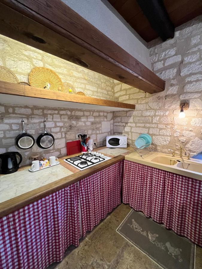 La Maison D'Alienor - Gites De Caractere A Chablis - 89 Dış mekan fotoğraf