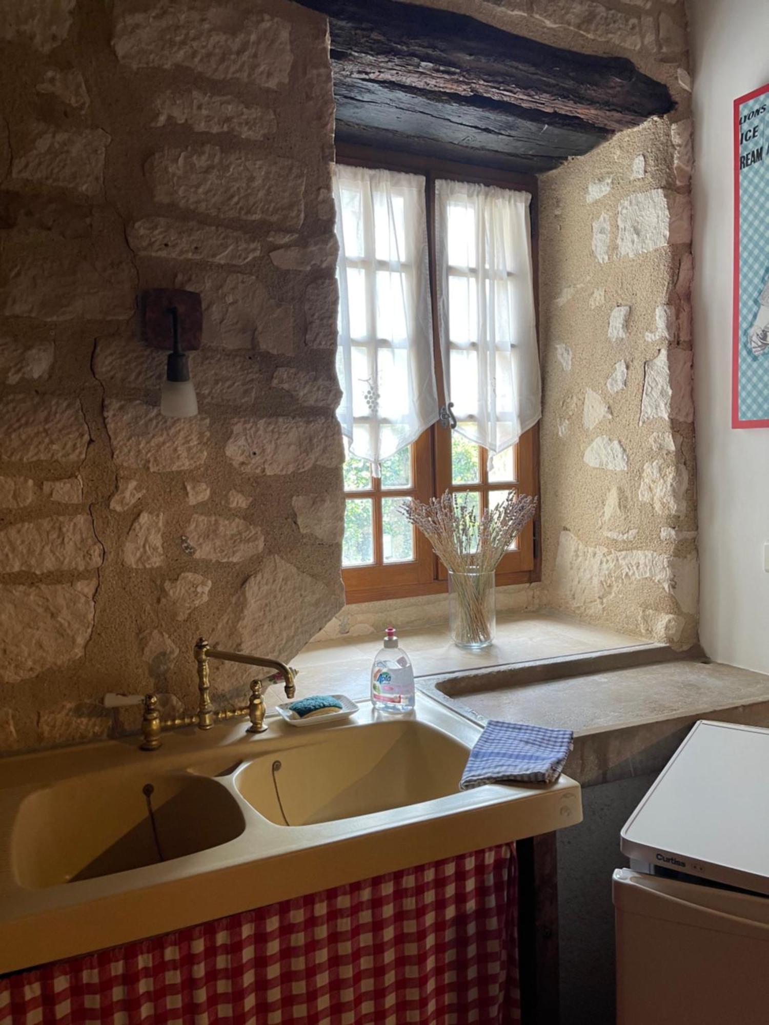 La Maison D'Alienor - Gites De Caractere A Chablis - 89 Dış mekan fotoğraf
